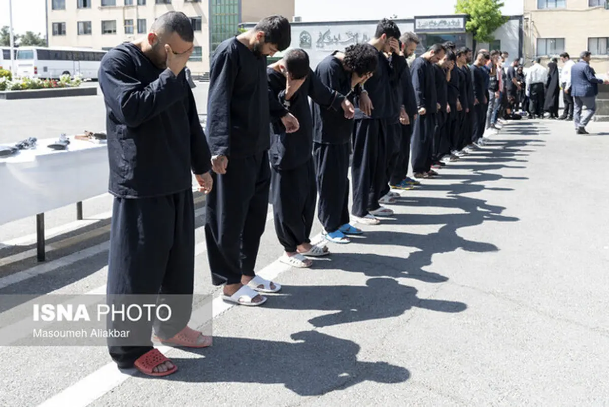 کشف ۷۰۰ دستگاه گوشی مسروقه موبایل از ۴۵ سارق و مالخر
