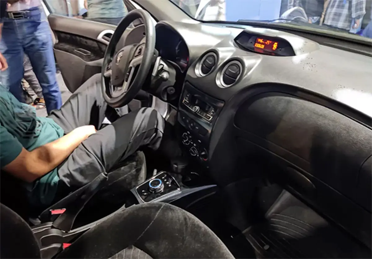 همین قدر زشت؛ همین قدر بی‌سلیقه