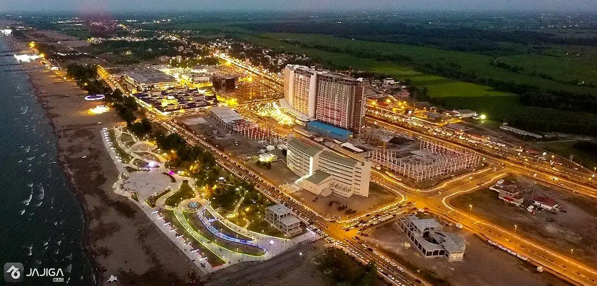مصدومیت 21 کارگر در انفجار یک کارخانه ذوب فلزات قم