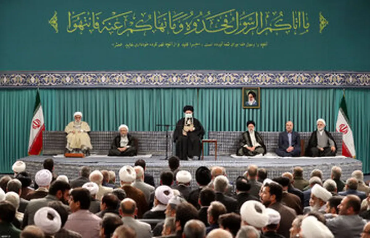بیانات رهبر انقلاب در دیدار با مسئولان نظام و سفرای خارجی