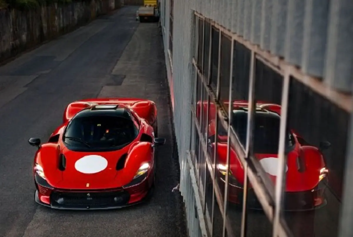 ببینید | زیبایی خیره‌کننده فراری مدل دیتونا SP3