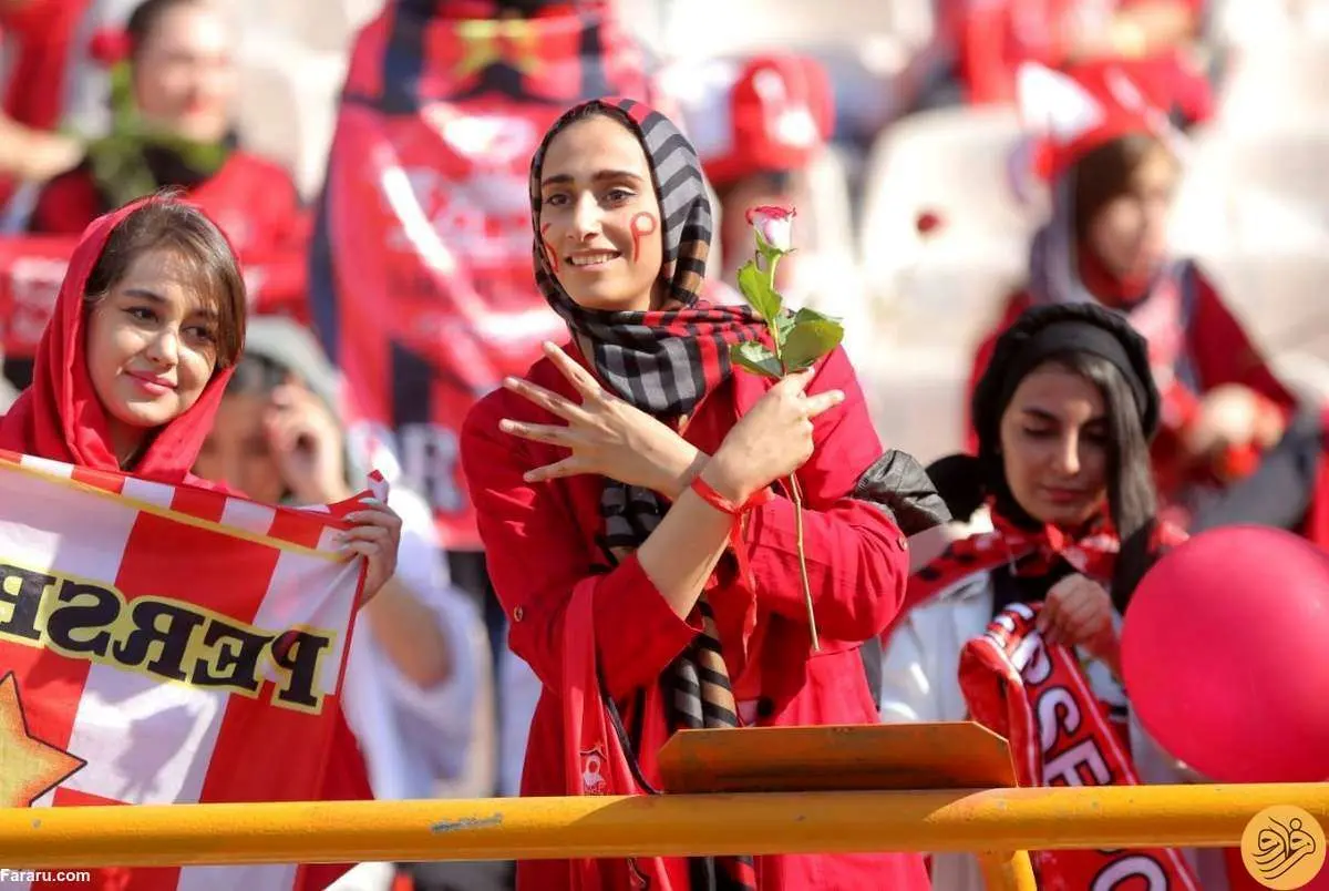 حضور زنان برای تماشای بازی پیکان - پرسپولیس مشروط شد