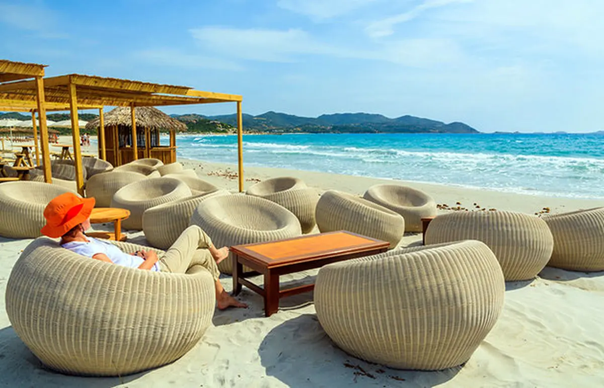 یادداشت آنالی اکبری| بارش پراکنده 4