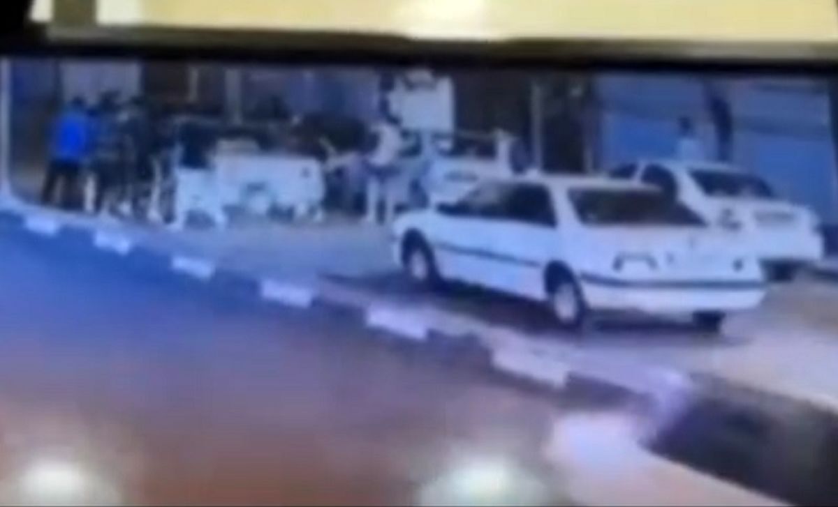 ببیبنید | لحظه مرگ دو برادر در جریان درگیری خیابانی