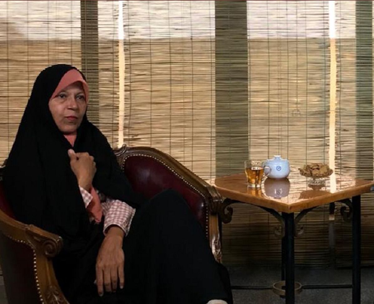 ادعای جنجالی درباره دیدار فائزه هاشمی با سارقان بانک ملی