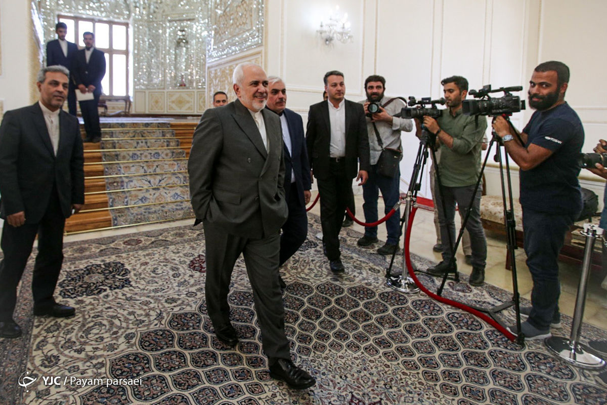 ما که به دکتر ظریف ارادت داریم اما...