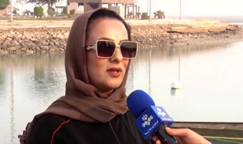 ‌رکورد شنا با دستان بسته به ایران برگشت