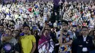 در آرزوی فست‌فود، لباس و کنسرت