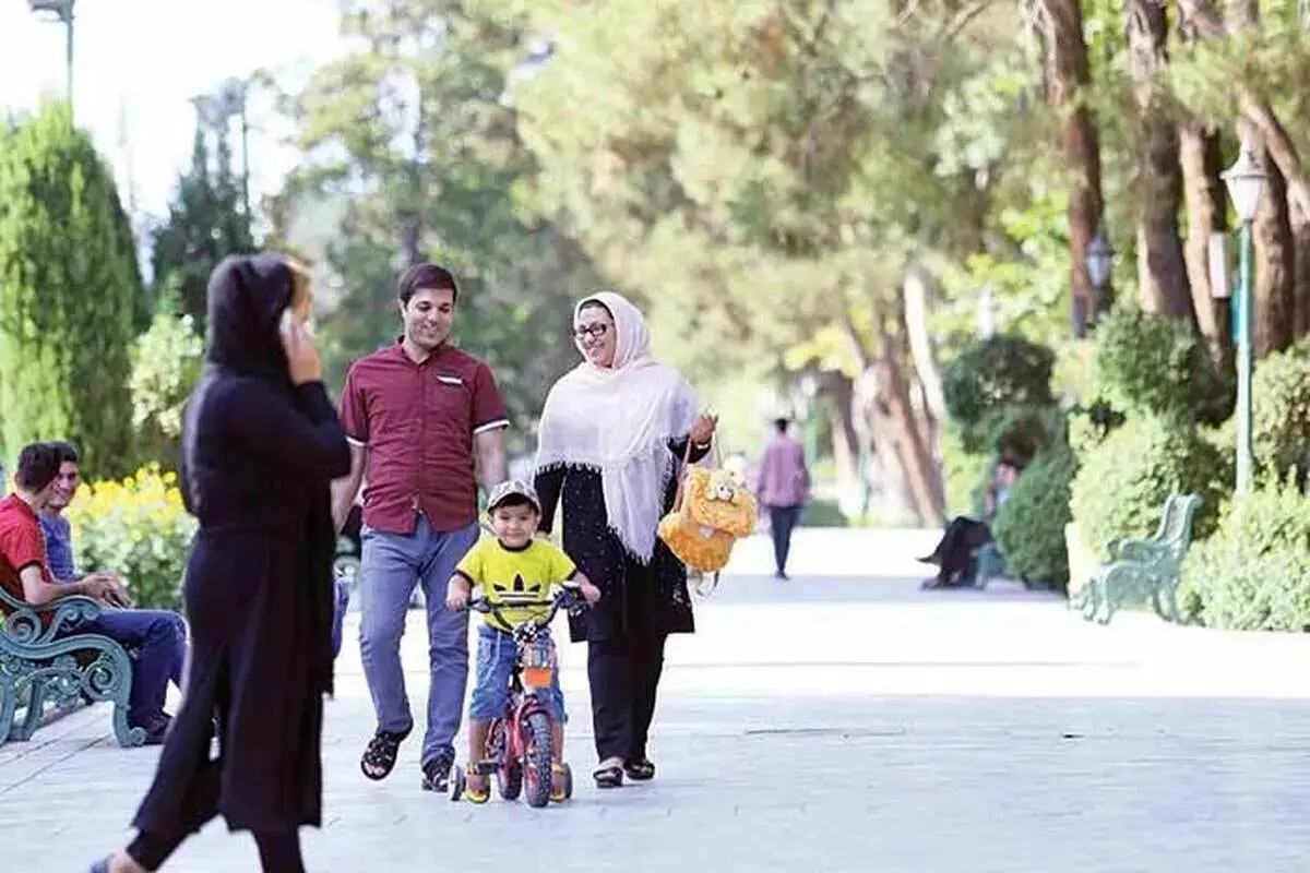 پنج بلیت استخر؛ هدیه شهرداری مشهد به مادران دارای ۳ فرزند