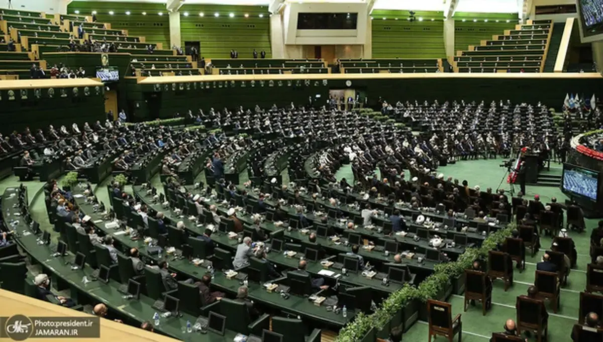 چهره‌های معروف که از راهیابی به مجلس دوازدهم بازماندند