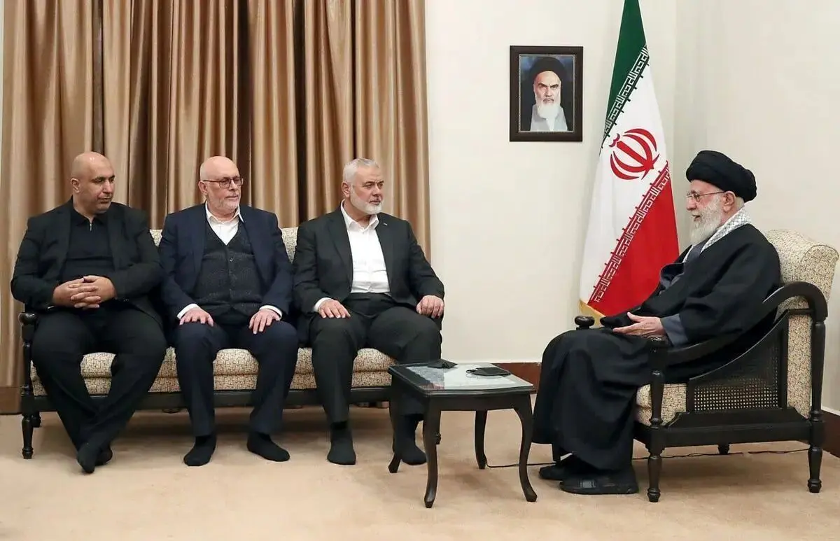 دیدار اسماعیل هنیه‌ و هیات همراه با رهبر انقلاب
