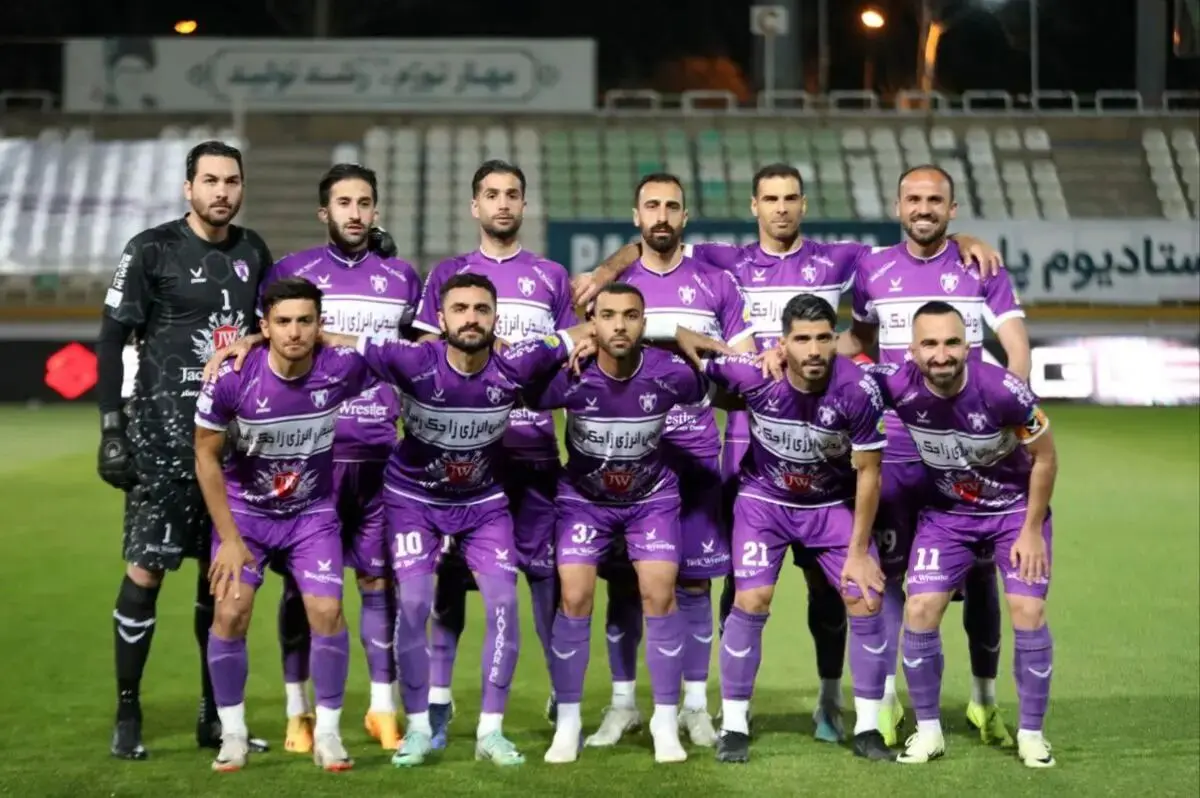 اتفاق تلخ: بازیکن جوان هوادار درگذشت