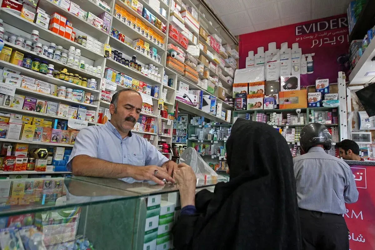 بحران نقدینگی داروخانه‌ها در سال جدید