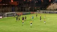 پایان یک نیمه پر برخورد؛ صنعت نفت 2 - سپاهان 1