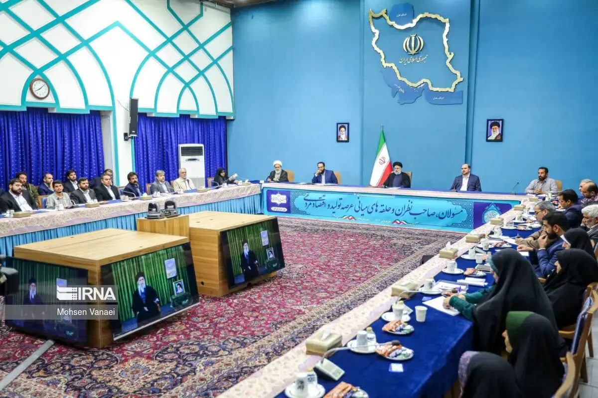 حضور پناهیان در جلسه اقتصادی دولت بعد از حاشیه‌های اخیر + عکس