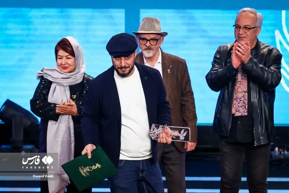مروری‌بر 10 کاراکتر شاخصی که در فیلم‌های سینمایی با نقش‌آفرینی جواد عزتی جان گرفتند