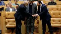 حمله شریعتمداری به مهدی فضائلی: رهبری سخنگو ندارد