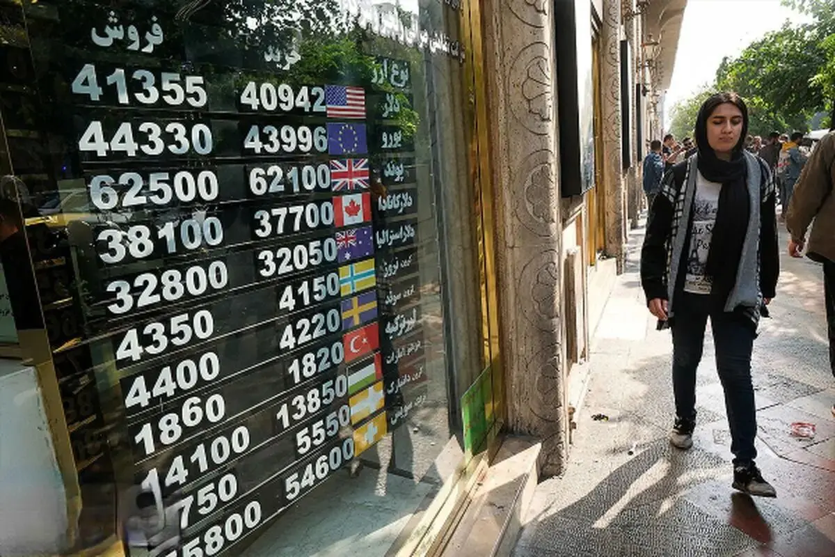 احتمال بازگشت دلار به کانال ۶۱ هزارتومانی