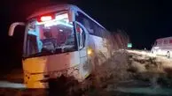 تصادف اتوبوس حامل دانش‌آموزان با 8 مجروح
