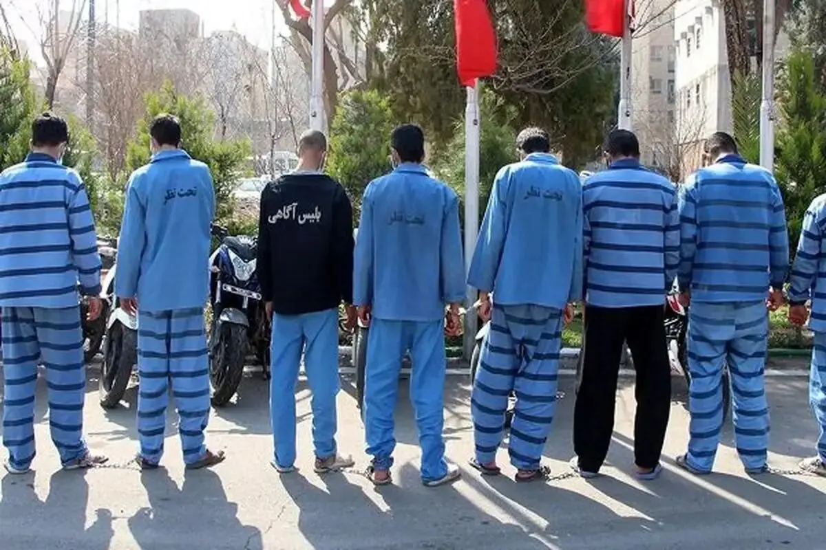 درگیری مرگبار در باغ پرندگان فقط به خاطر ‌چپ چپ نگاه کردن!