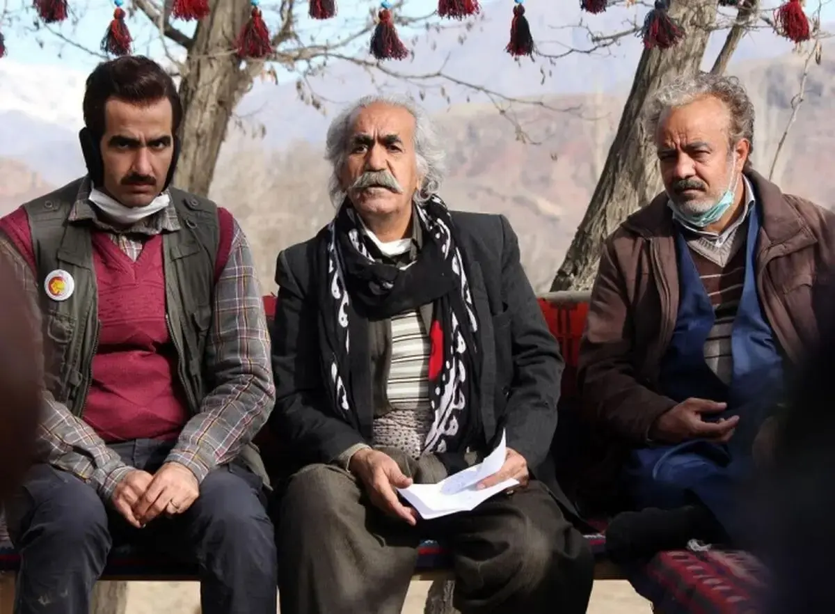 عکس | تیپ متفاوت «عمو کاووس» سریال نون خ