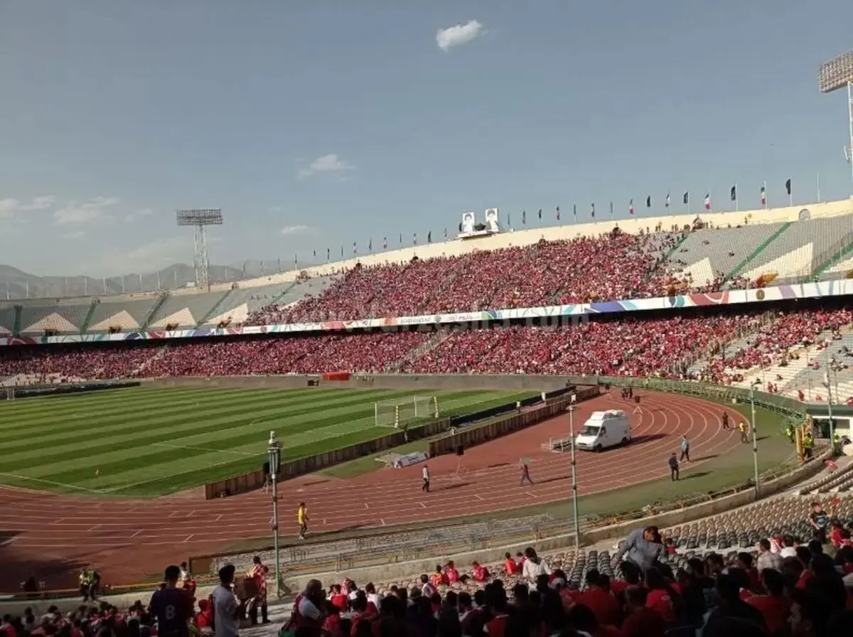 قهرمانی استقلال و نایب‌ قهرمانی پرسپولیس در نیمه اول