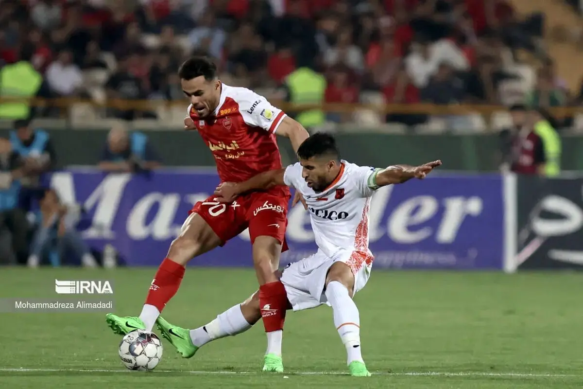 قهرمانی پرسپولیس و سقوط ‌پیکان در هفته پایانی مسابقات لیگ‌برتر
