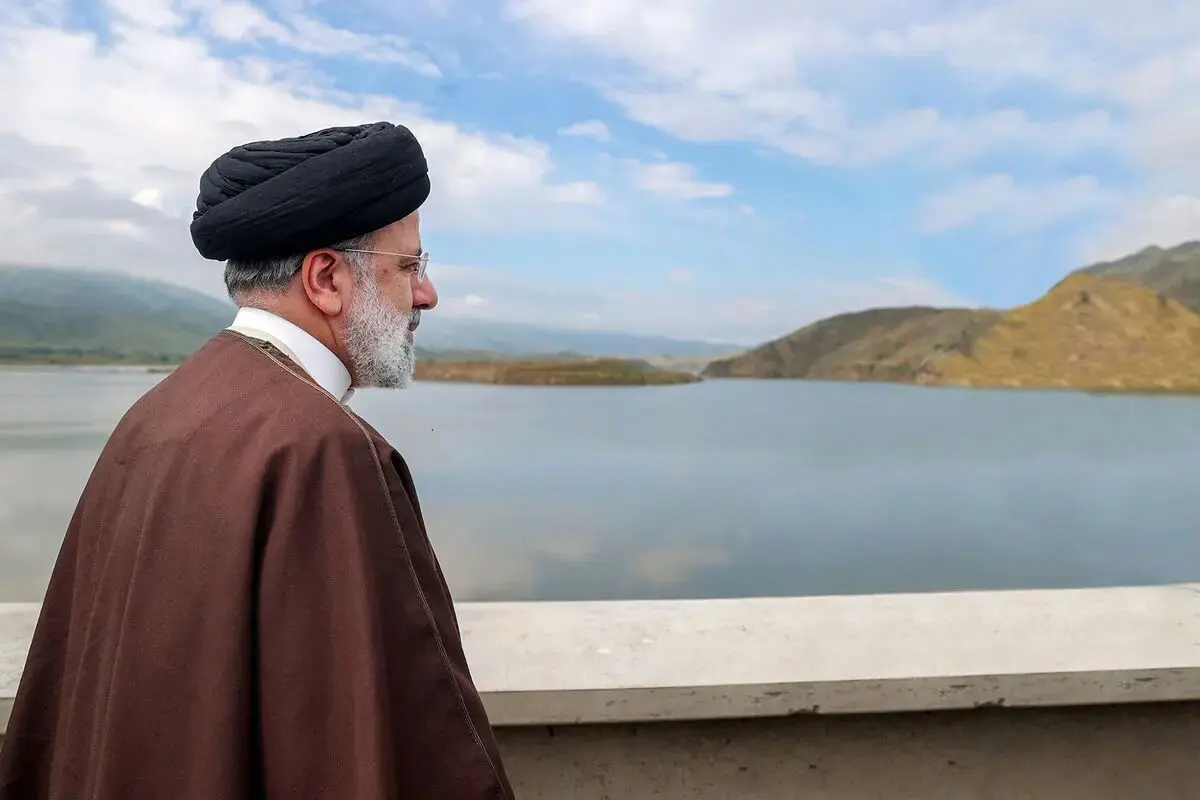 رونمایی‌ از اولین سردیس شهید رئیسی که پُربازتاب شد