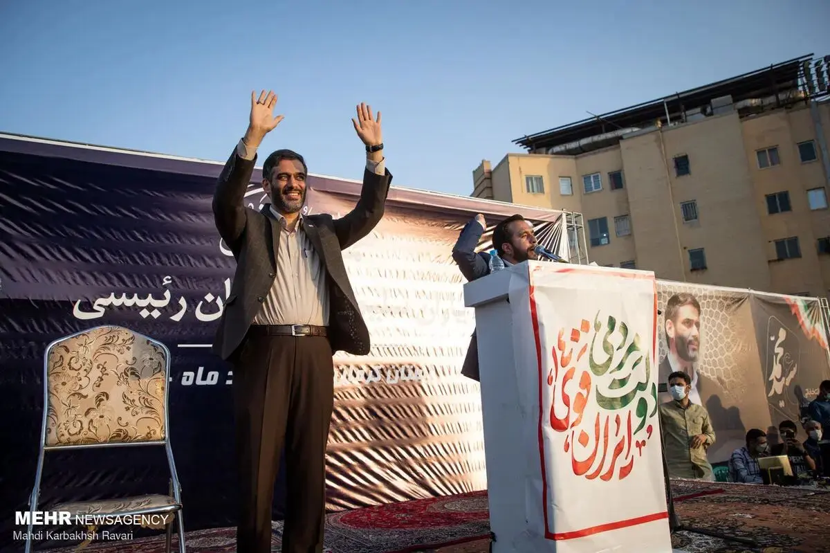 «محمدرضا عارف»،  «سعید محمد» و «محسن هاشمی» کاندید نشدند