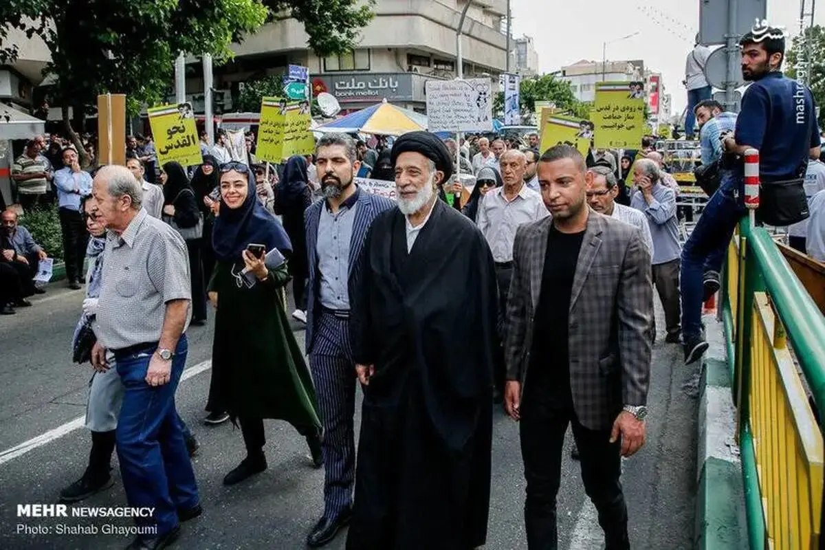 تصاویر جدید از برادر رهبر انقلاب در یک مراسم