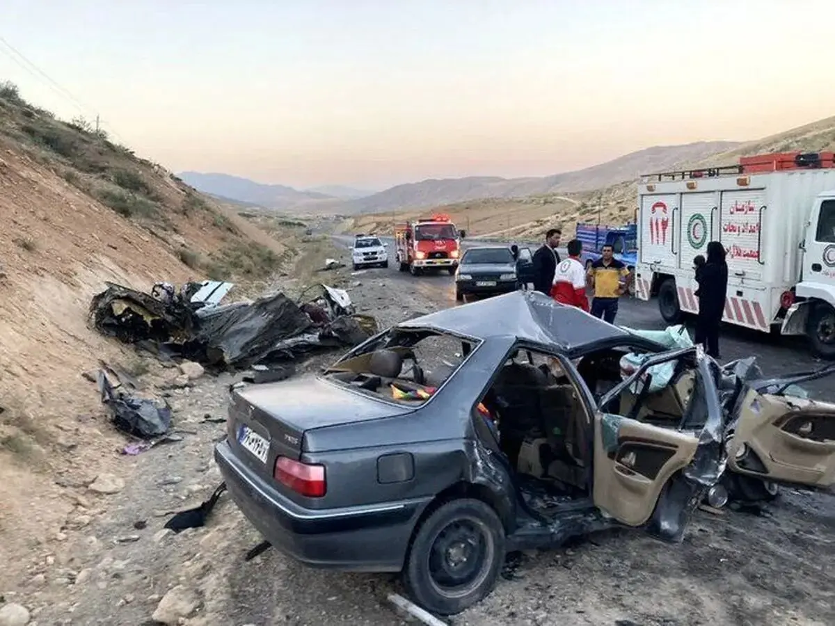 سقوط سنگ در محور کندوان حادثه آفرید