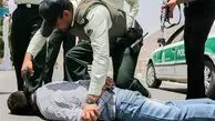 دستگیری مردی که با قمه و کلت زورگیری می‌کرد