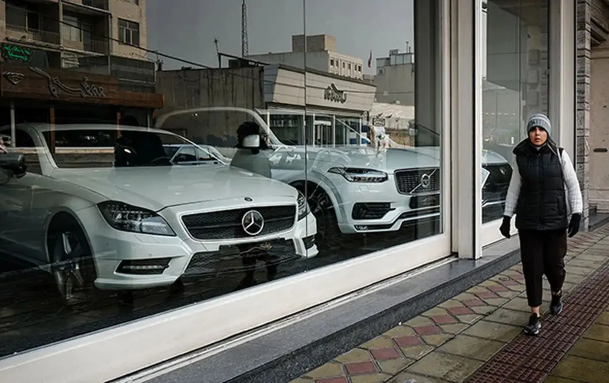 اتفاق عجیب در بازار خرید و فروش خودروهای وارداتی