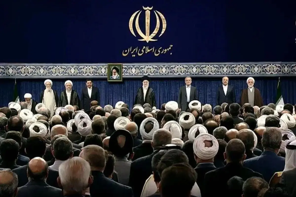 آغاز مراسم تنفیذ حکم مسعود پزشکیان از سوی رهبر انقلاب