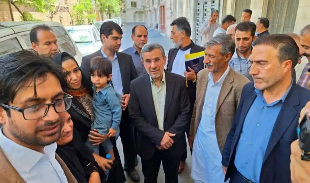 درخواست جدید احمدی‌نژاد از صداوسیما