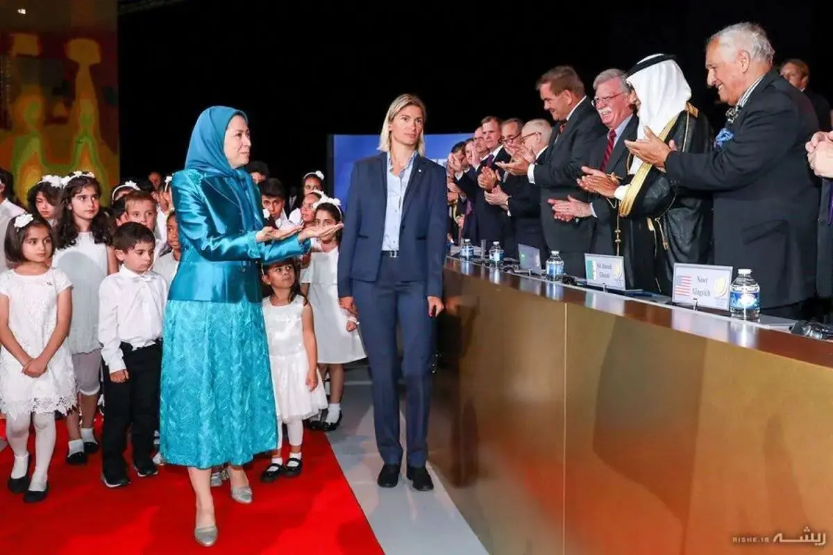 فرانسه مریم رجوی را ممنوع‌الخروج کرد