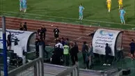 باران کارت زرد بعد از اعلام پنالتی با کمک VAR؛ دقیقی هم از داور اخطار گرفت