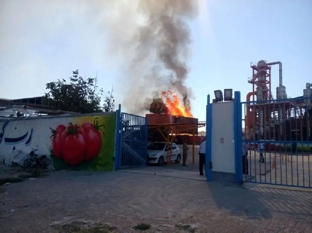 آتش‌سوزی گسترده در کارخانه رب + جزئیات