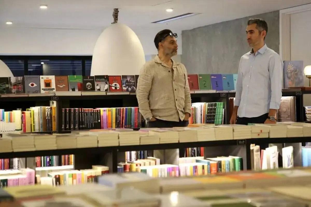 کتاب فروشی مجتبی جباری پلمپ شد