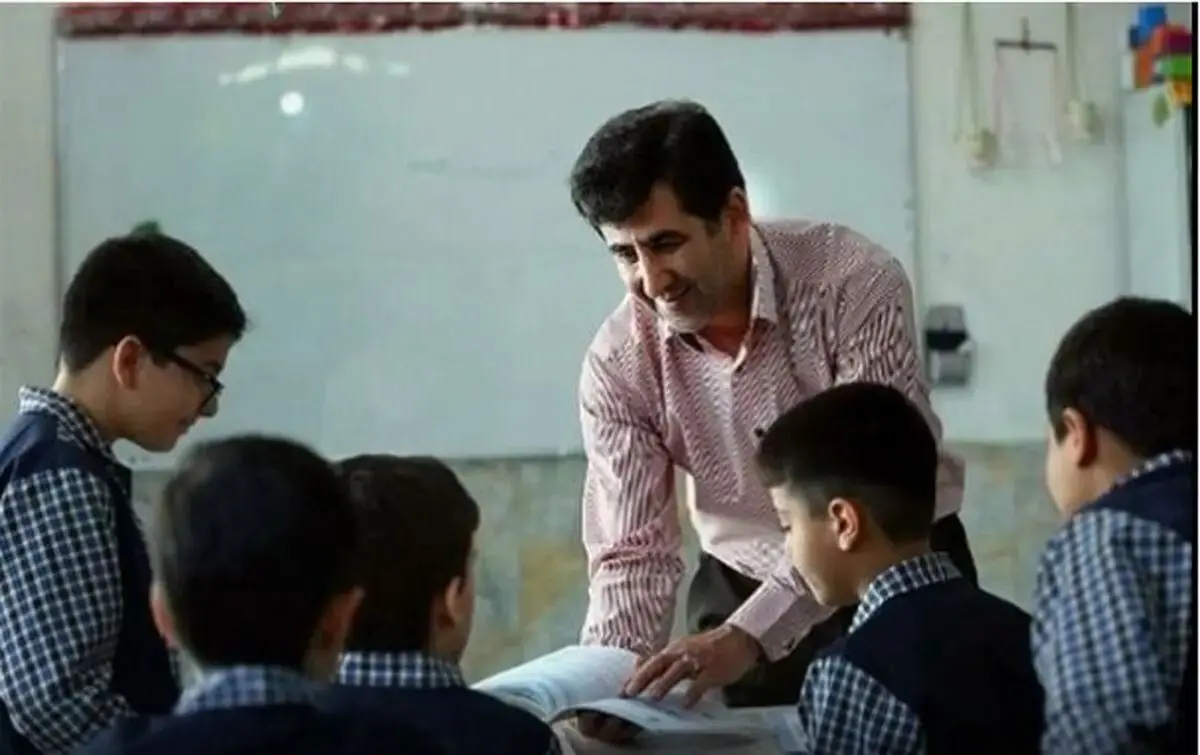 ۳۱ سال خدمت معلم بازنشسته، 16ماه انتظار برای پاداش پایان خدمت