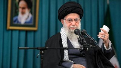 گزارشی از وضعیت سلامتی مقام معظم رهبری در گفتگو با مهدی فضائلی در برنامه خرمشهر (ویدیو)