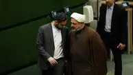 عکس پرحاشیه رسایی و ثابتی در جلسه استیضاح همتی