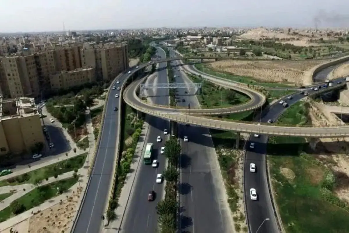 یک لاین از بزرگراه همت کم می‌شود!
