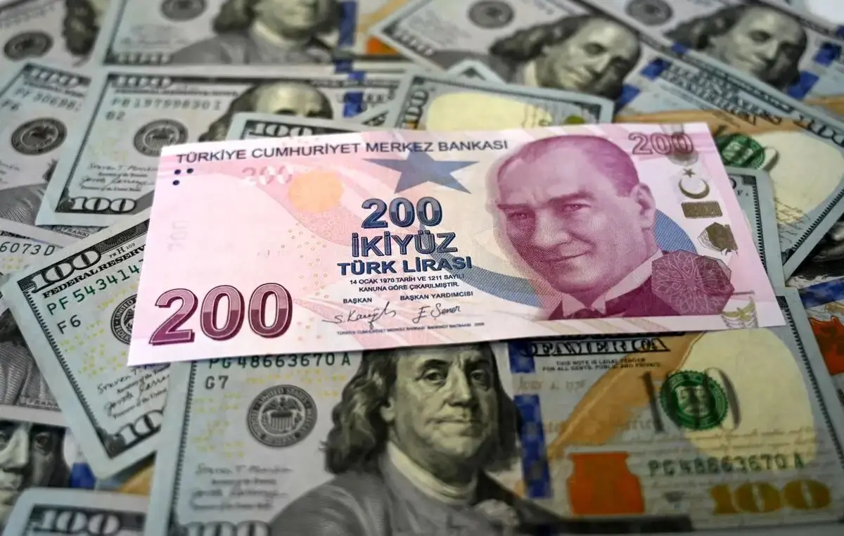 اخبار ترکیه؛ ریزش تاریخی ارزش لیر به دنبال تشدید تنش‌های سیاسی