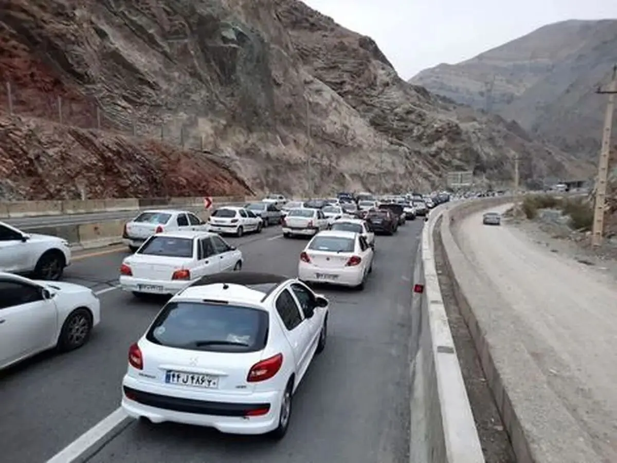 جاده کندوان یکطرفه شد برای تخلیه بار ترافیکی