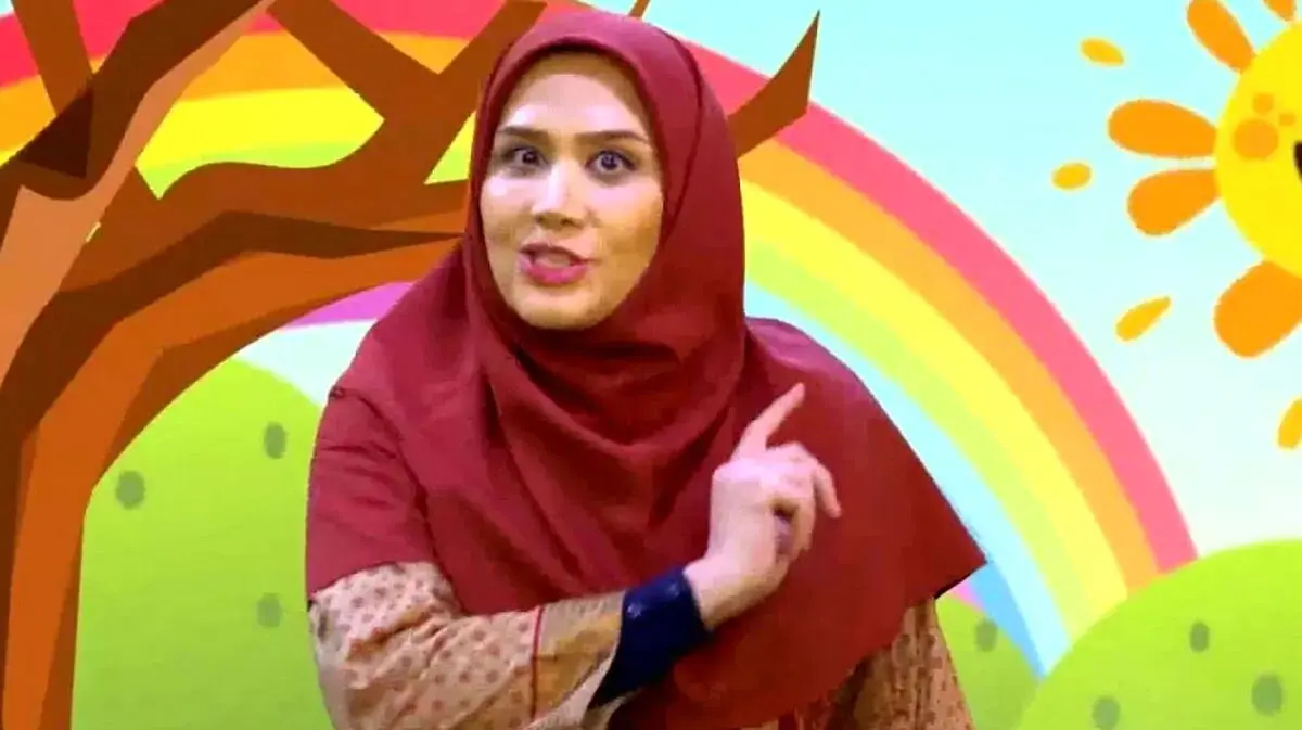 عکس چهره جدید خانم مجری برنامه کودک و عروسک های زیبایش