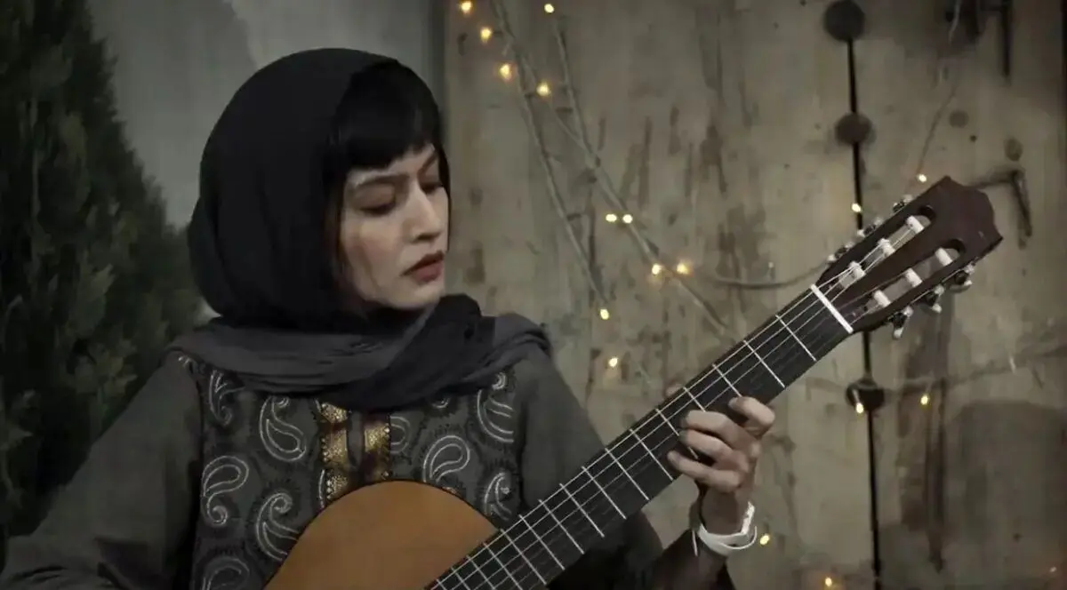 فیلم آواز باشکوه پردیس احمدیه با آهنگ مرتضی پاشایی !