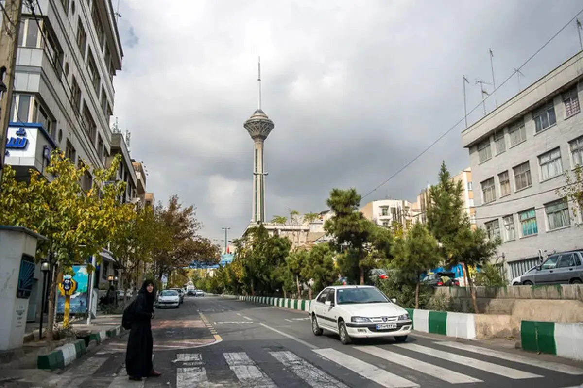 تهران ۸ درجه گرم‌تر می‌شود؛ پیش‌بینی افزایش گردوخاک