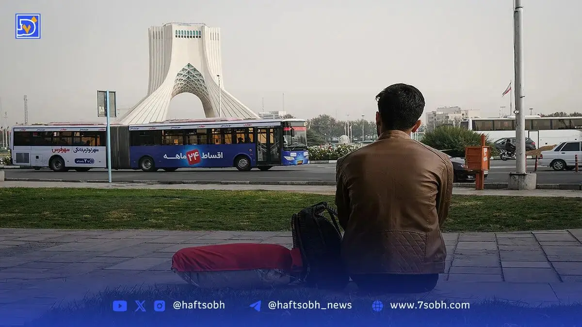بازار کار در سلطه تهران، مردان و مدیران