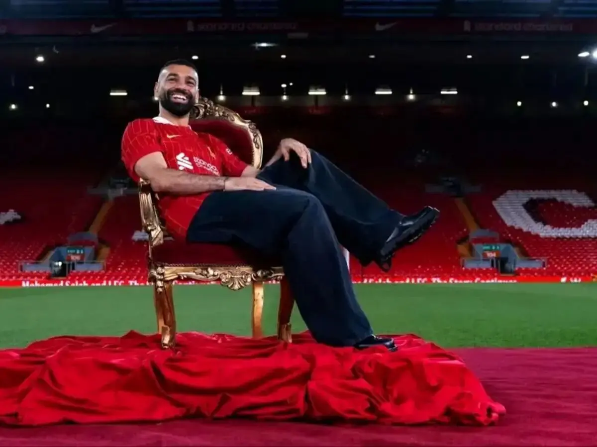 تاج‌گذاری کینگ محمد صلاح در آنفیلد